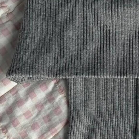 Gray Ribbed Off Shoulder Top - Picture 3 of 3